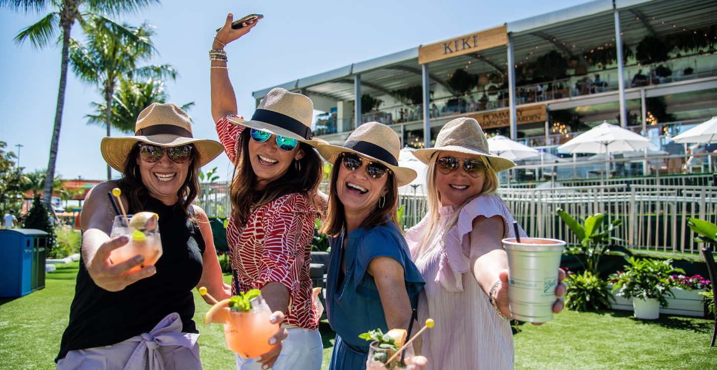 Fans enjoying Miami Open experience as a group